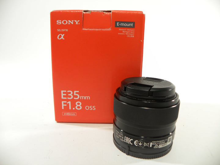 Sony 35mm f1.8 OSS E Mount Lenses Small Format - Sony E and FE Mount Lenses Sony 2180911