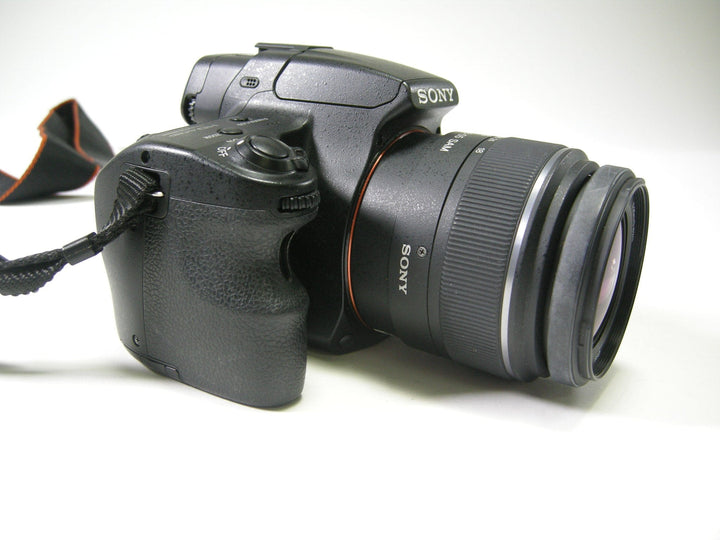 Sony A37 16.1mp Digital SLR w/DT 18-55 Shutter Ct. 7,779 Digital Cameras - Digital SLR Cameras Sony 2518774