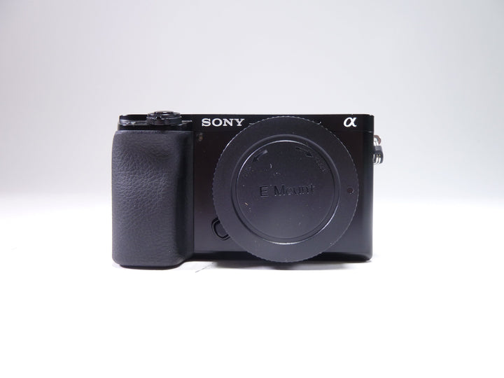 Sony A6100 Body with a Shutter Count of 18117 Digital Cameras - Digital Mirrorless Cameras Sony 6375883