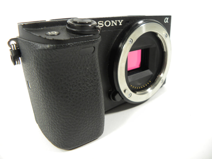 Sony a6400 24.2mp Digital Mirrorless Camera Shutter ct. 10,546 Digital Cameras - Digital Mirrorless Cameras Sony 3499100