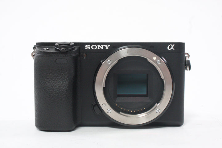 Sony a6400 Digital Mirrorless Camera Body with a Shutter Count 1,692 Digital Cameras - Digital Mirrorless Cameras Sony 3484040