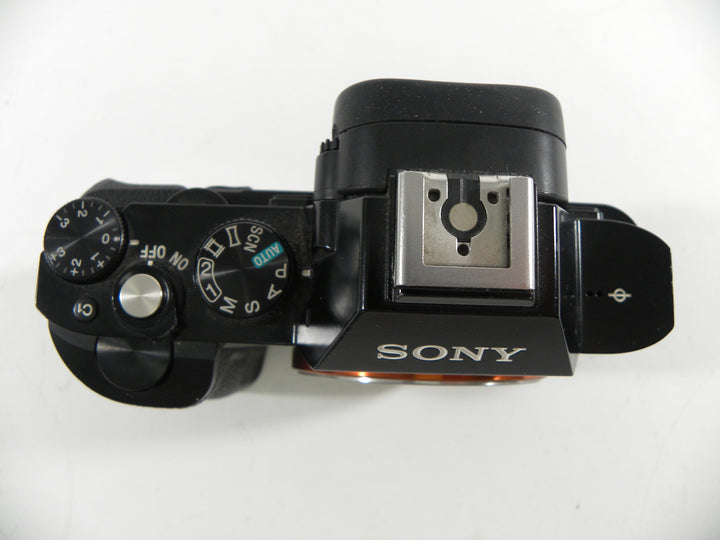 Sony a7 24.3mp Digital Mirrorless Camera Body Only S/C 9,053 Digital Cameras - Digital Mirrorless Cameras Sony 3405524