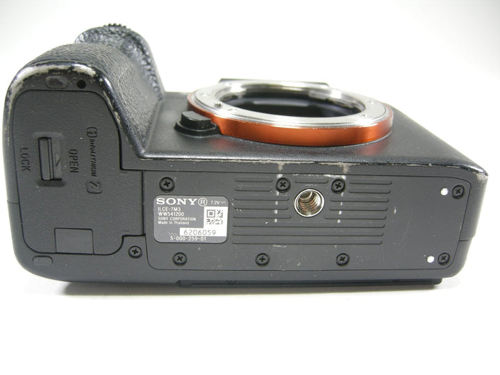 Sony a7 III 12.1mp Mirrorless Digital Camera Body only Shutter #41,196 Digital Cameras - Digital Mirrorless Cameras Sony 6206059