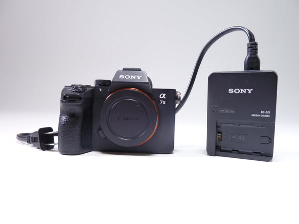 Sony A7 III Body  with a Shutter Count of 18238 Digital Cameras - Digital Mirrorless Cameras Sony 6221695