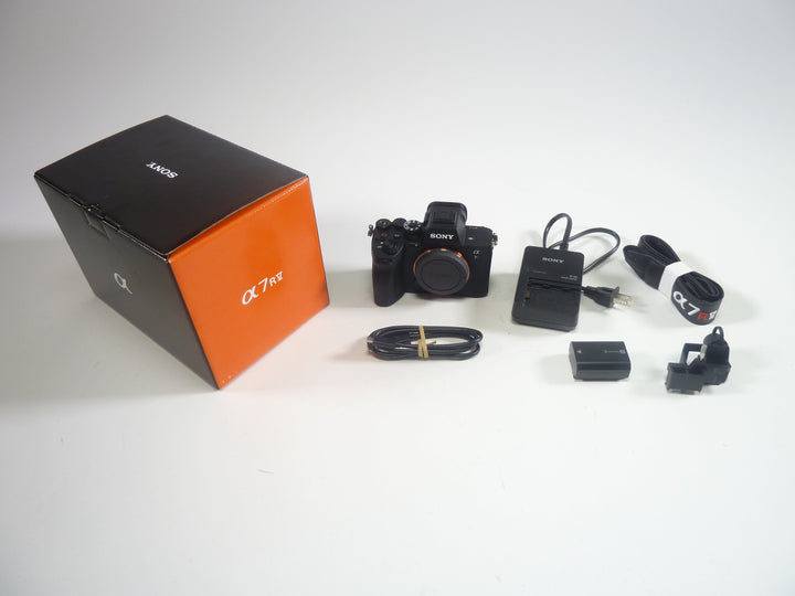 Sony A7 RV Shutter Count 9 Digital Cameras - Digital Mirrorless Cameras Sony 1359142