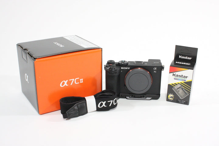 Sony A7CII Body Only - Shutter Count only 191 Digital Cameras - Digital Mirrorless Cameras Sony 1368928