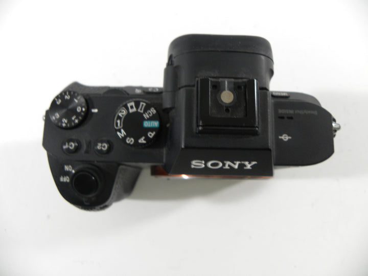 Sony a7II 24.2mp Mirrorless Digital Camera (Parts Only) Digital Cameras - Digital Mirrorless Cameras Sony 3376225