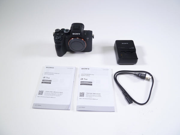 Sony A7R IV Body Shutter Count 46765 Digital Cameras - Digital Mirrorless Cameras Sony 3316556