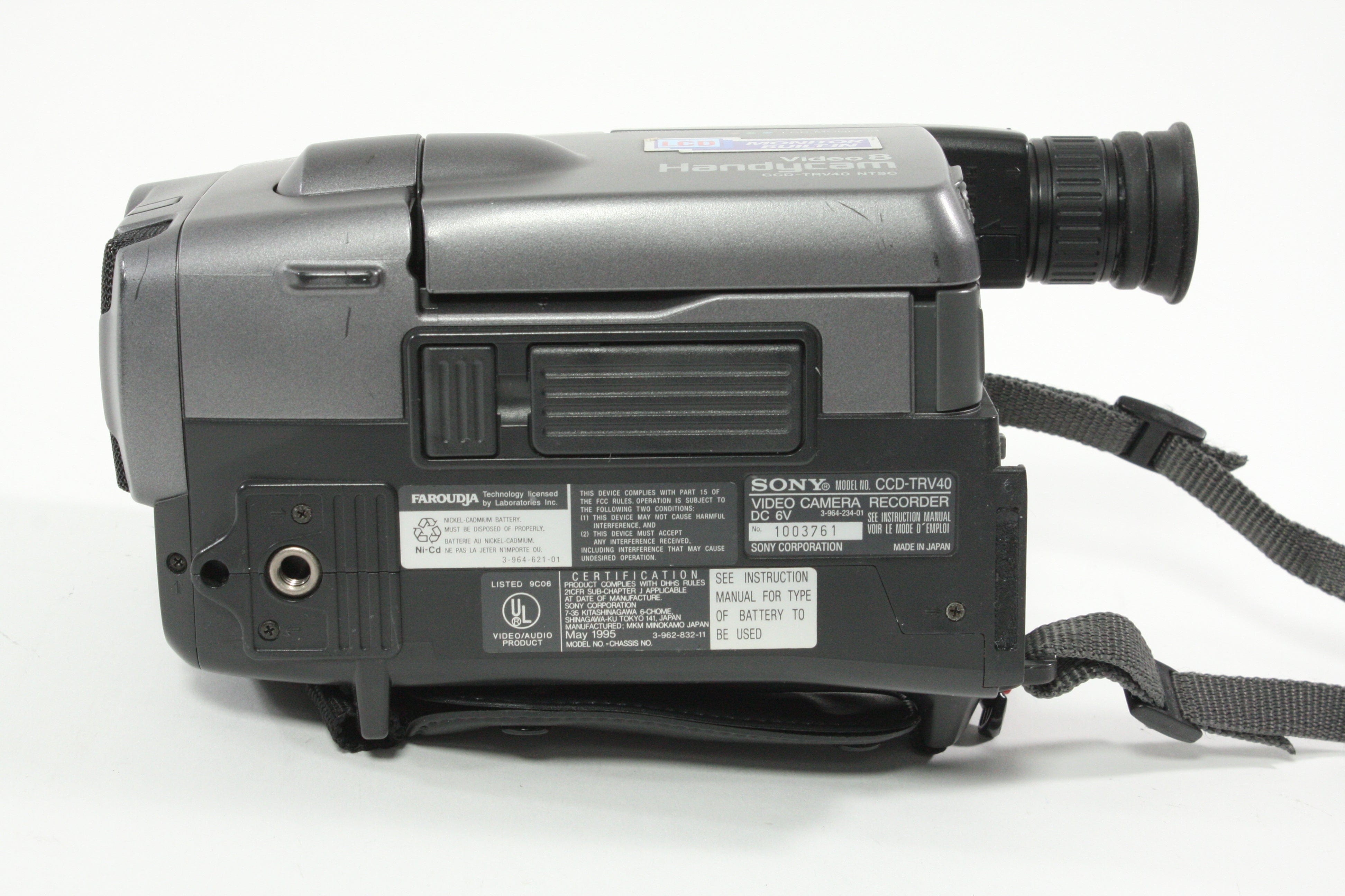 ★8ミリビデオカメラCCD-TRV40☆送料無料★ Sony CCD-TRV40 Video 8 Camcorder – Camera Exchange