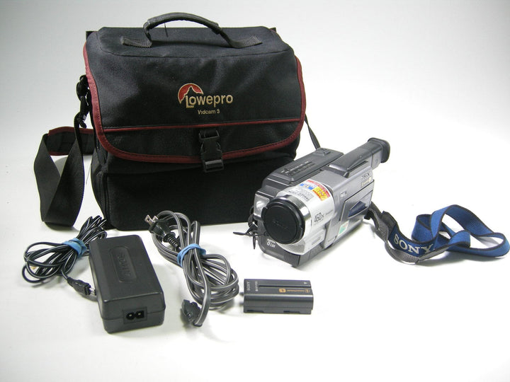 Sony CCD-TRV68 Hi8 Video Handycam Camcorder Video Equipment - Video Camera Sony 768677