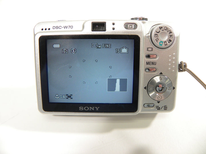 Sony Cyber-Shot 7.2mp Digital Camera Digital Cameras - Digital Point and Shoot Cameras Sony 6751082