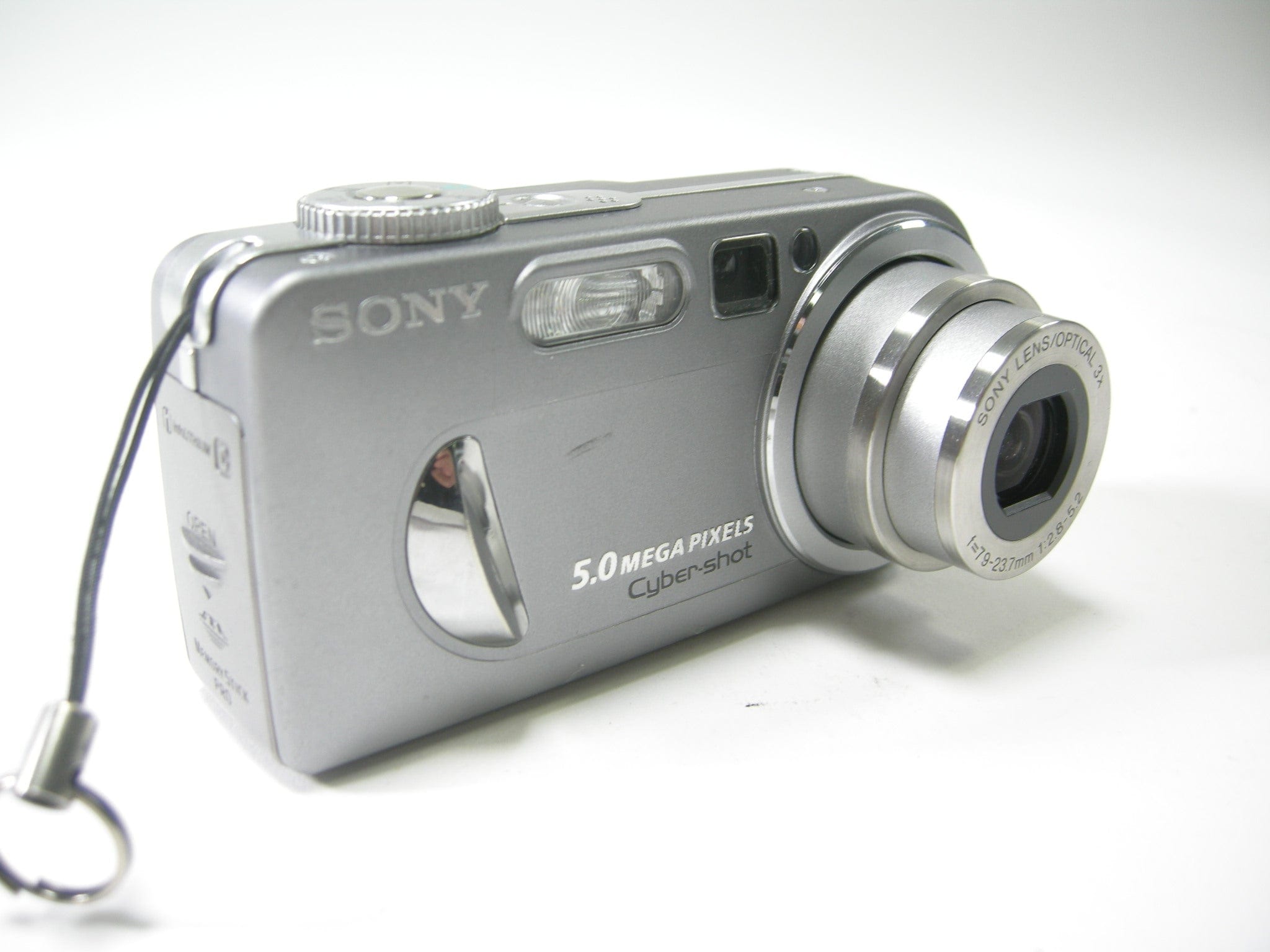 Sony Cyber-shot DSC-P10 Repair - iFixit