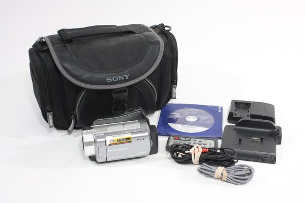 Sony DCR-SR220 Hard Drive Camcorder Video Equipment - Video Camera Sony 122975