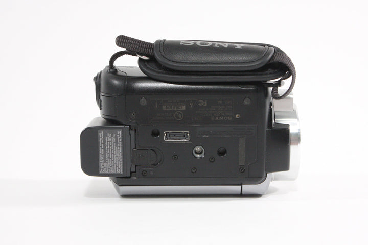 Sony DCR-SR220 Hard Drive Camcorder Video Equipment - Video Camera Sony 122975