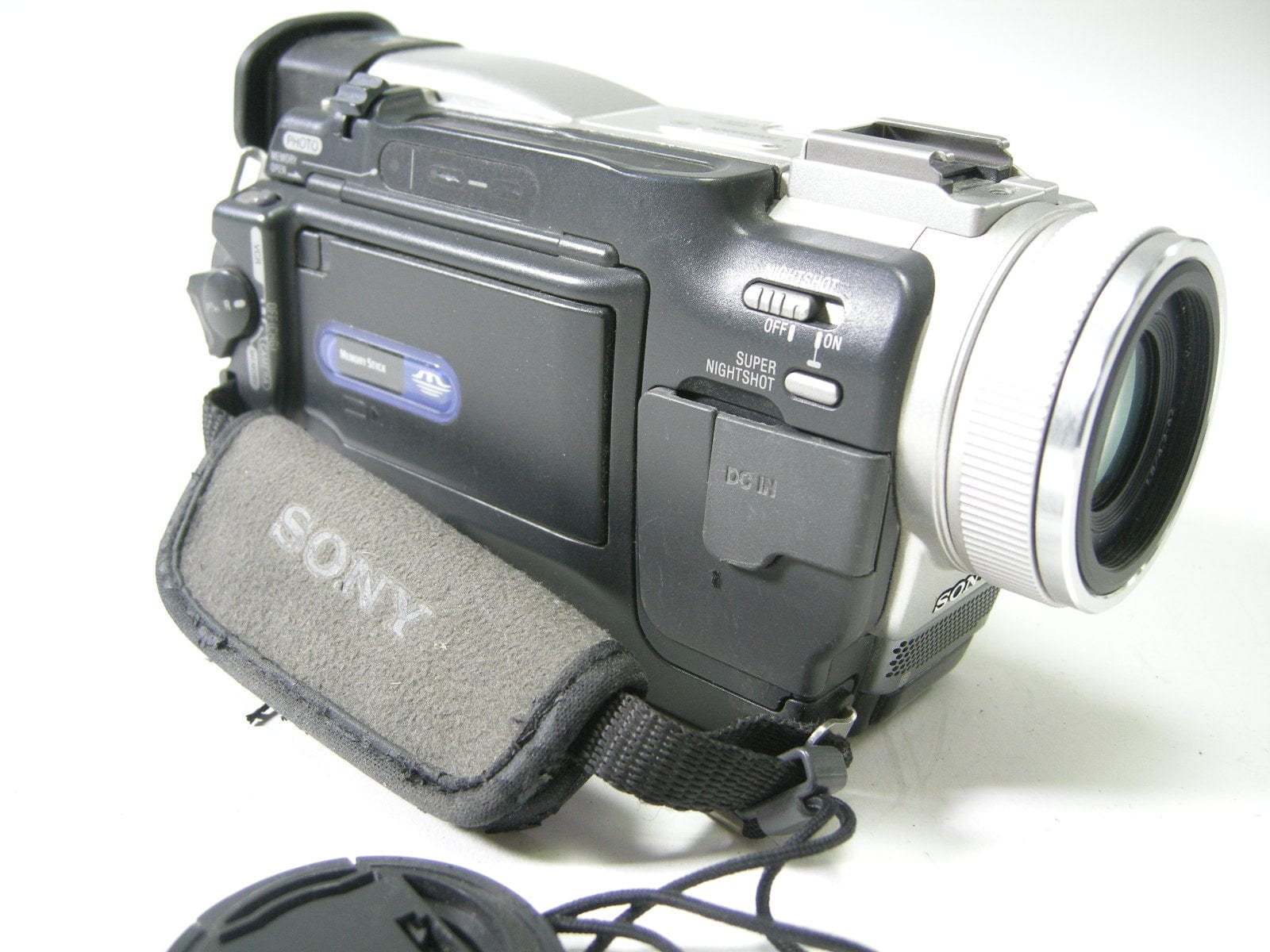 Sony DCR-TRV20 MiniDV Digital Handycam (Parts)