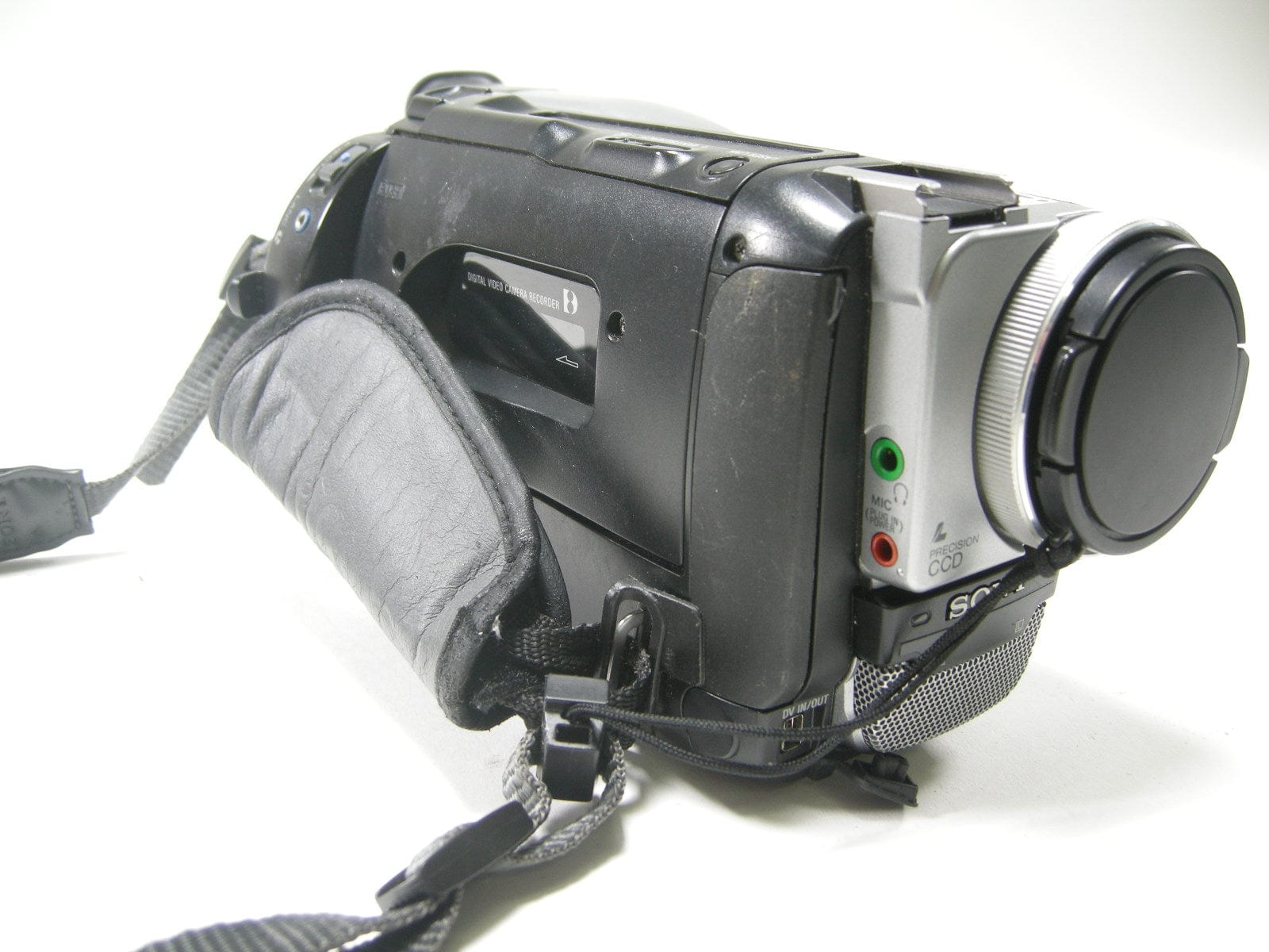 Sony DCR-TRV310 Digital 8 Camcorder – Camera Exchange