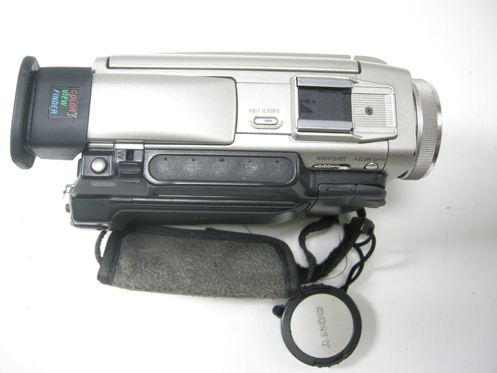 Sony DCR-TRV8 MiniDV Camcorder Video Equipment - Video Camera Sony 26722