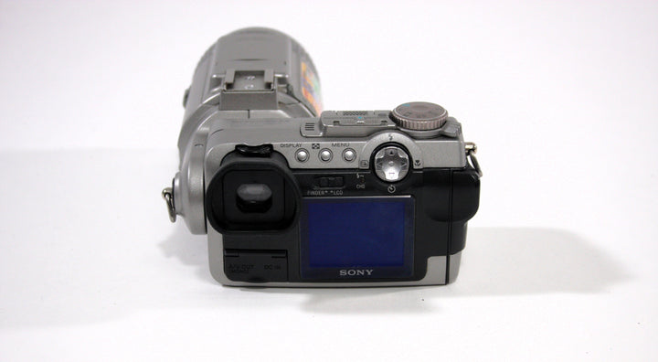 Sony DSC - F707 Digital Still Camera - MPEG Movie EX 5mp Digital Cameras - Digital Point and Shoot Cameras Camera Exchange 1330862