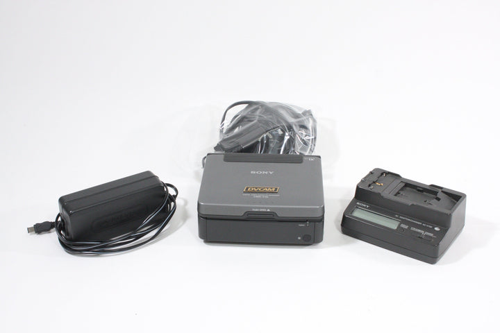 Sony DVCam DSR-V10 Video Cassette Recorder Video Equipment - Video Transfer Units Sony 11147