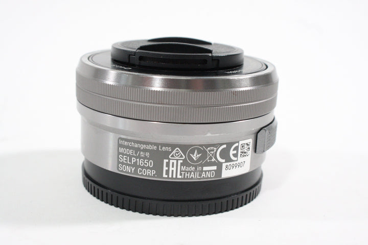 Sony E 16-50mm f/3.5-5.6 OSS PZ for Parts or Repair, AS-IS Lenses Small Format - Sony E and FE Mount Lenses Sony 8099907