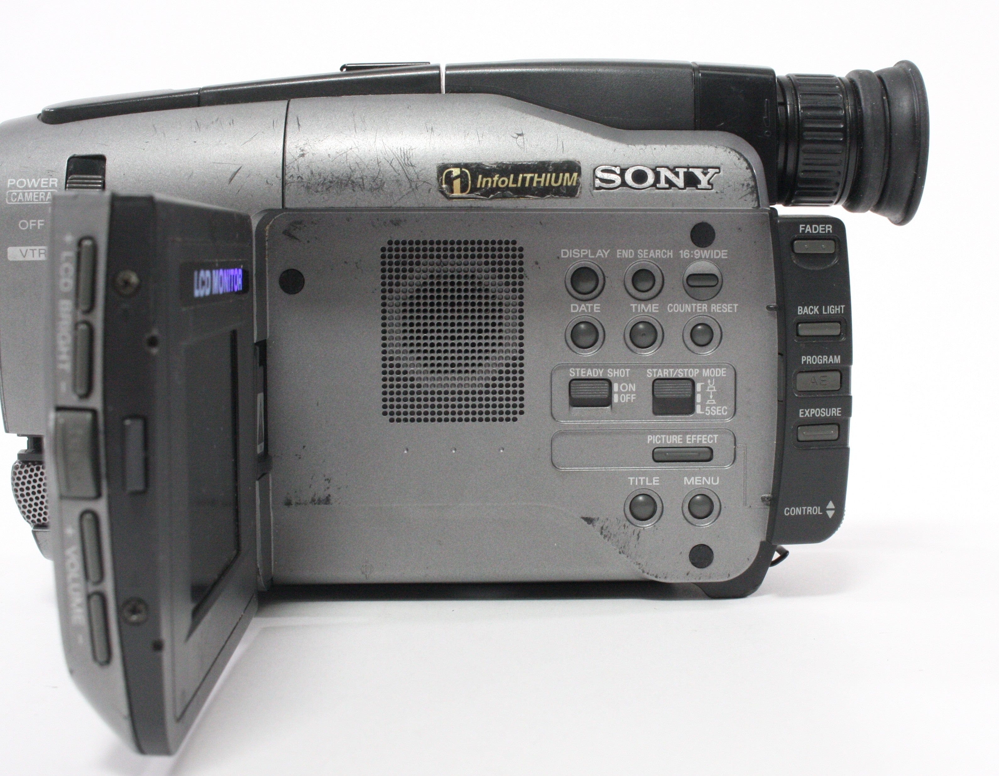 ビデオカメラ sony af ccd-v Sony Handycam 8mm CCD-TRV41 Camcorder – Camera Exchange