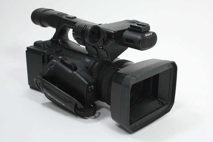 Sony HXR-NX5U NXCAM Professional Camcorder - 720 hours usage Video Equipment - Video Camera Sony 113849