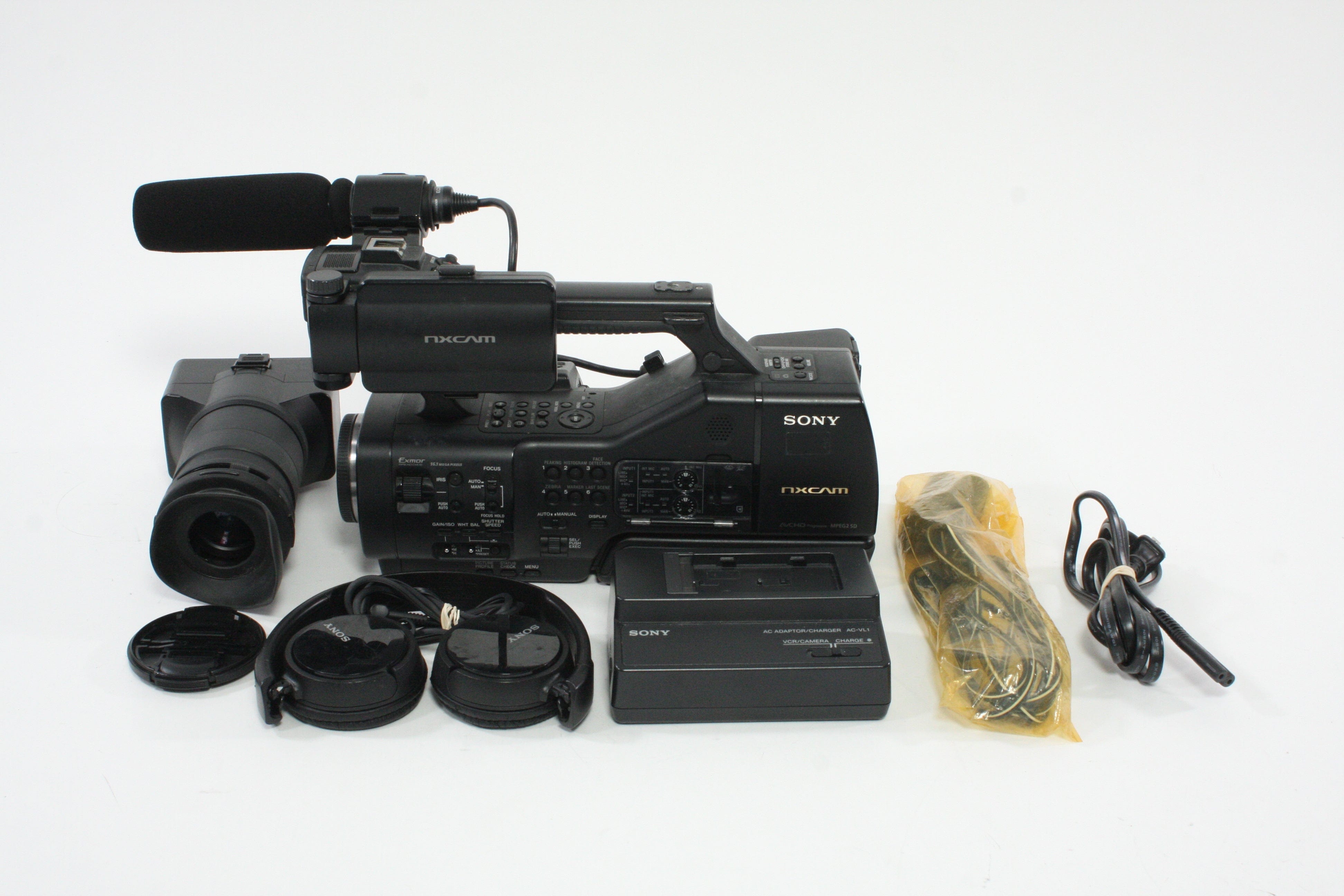 Sony NEX-EA50U Video Camera Kit – Camera Exchange