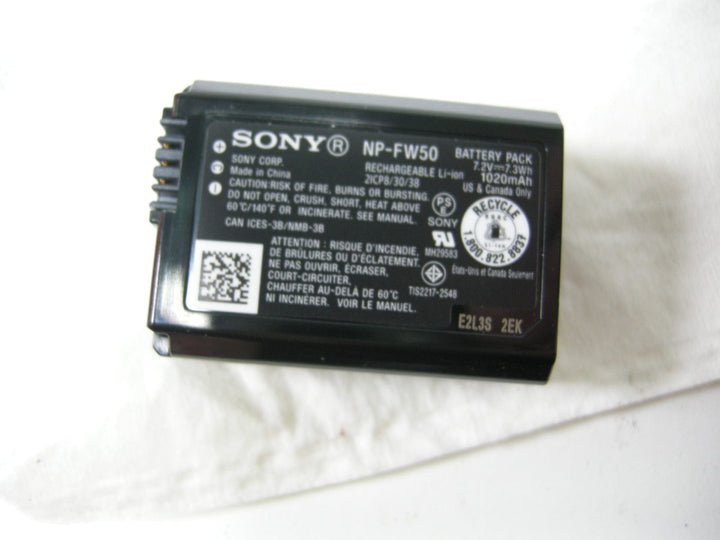 Sony NP-FW50 Battery in Box Batteries - Digital Camera Batteries Sony NPFW5024