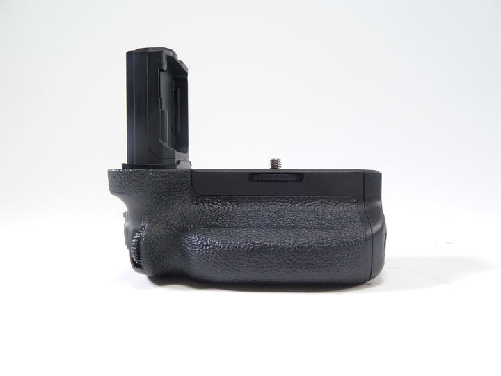 Sony VG-C4EM Vertical Battery Grip for Alpha 1, a7 IV, a7R IV, a7S III, and a9 II Grips, Brackets and Winders Sony 3354573