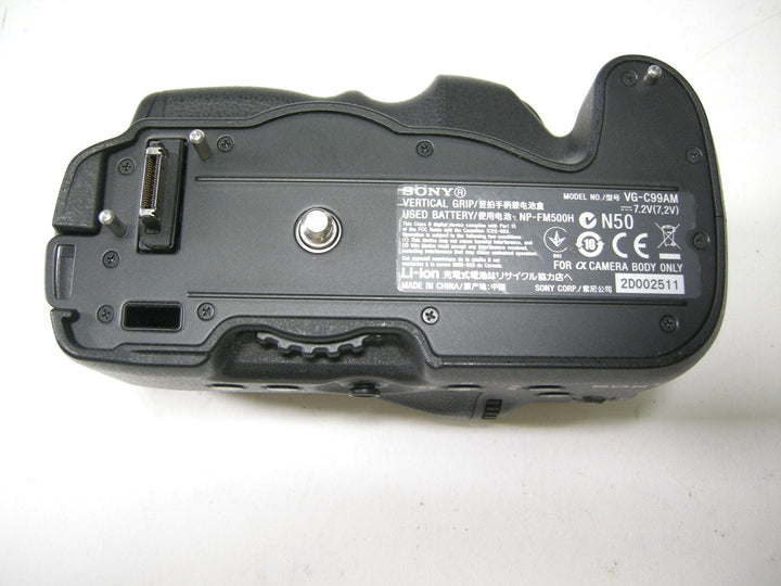 Sony VG-C99AM Vertical Grip – Camera Exchange