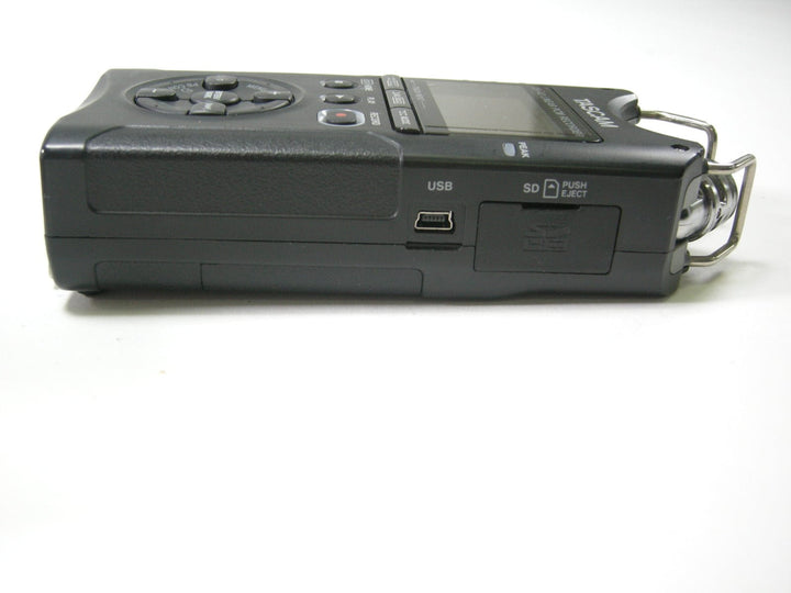 Registratore digitale PCM lineare TASCAM DR-40 usato audio stereo Registratore digitale PCM lineare TASCAM DR-40 usato audio stereo