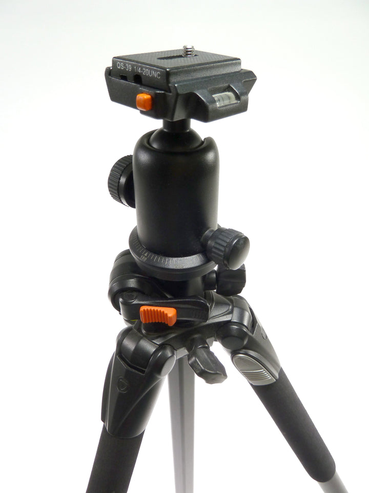 Vanguard Alta Pro 263AT Tripod with SBH-100 Head Tripods, Monopods, Heads and Accessories Vanguard Vanguard263AT