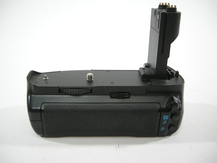 Vello BG-C4 Battery Grip for Canon 7D Grips, Brackets and Winders Vello BX0911