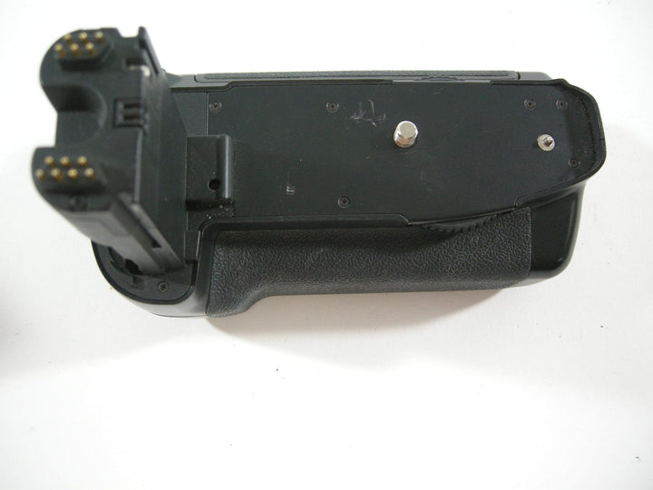 Vello BG-C4 Battery Grip for Canon 7D Grips, Brackets and Winders Vello BX0911