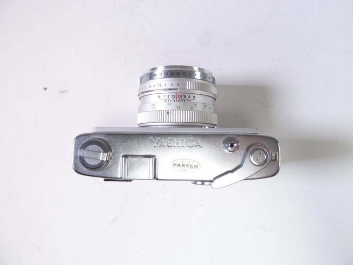 Yashica 1C Lynx-14E (Meter Does Not work) 35mm Film Cameras - 35mm Rangefinder or Viewfinder Camera Yashica 9040904