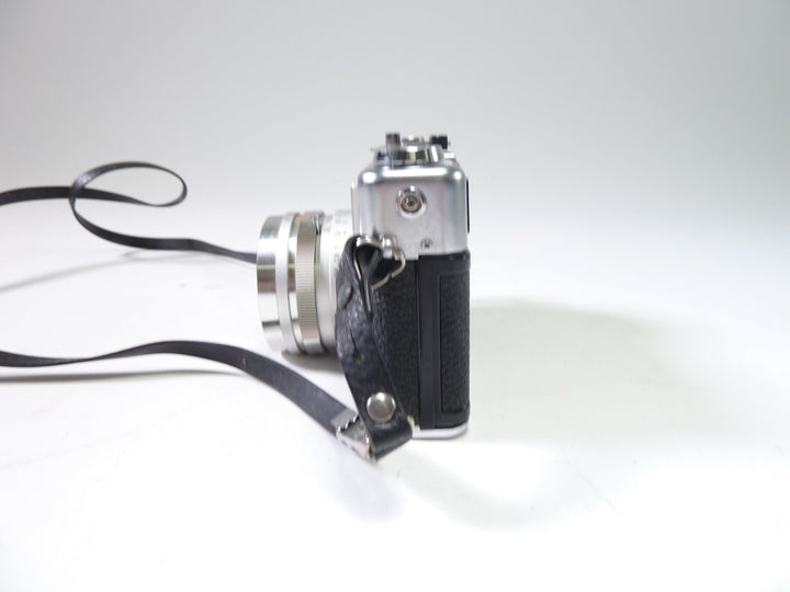 Yashica Electro 35 35mm Film Cameras - 35mm Rangefinder or Viewfinder Camera Yashica 412865