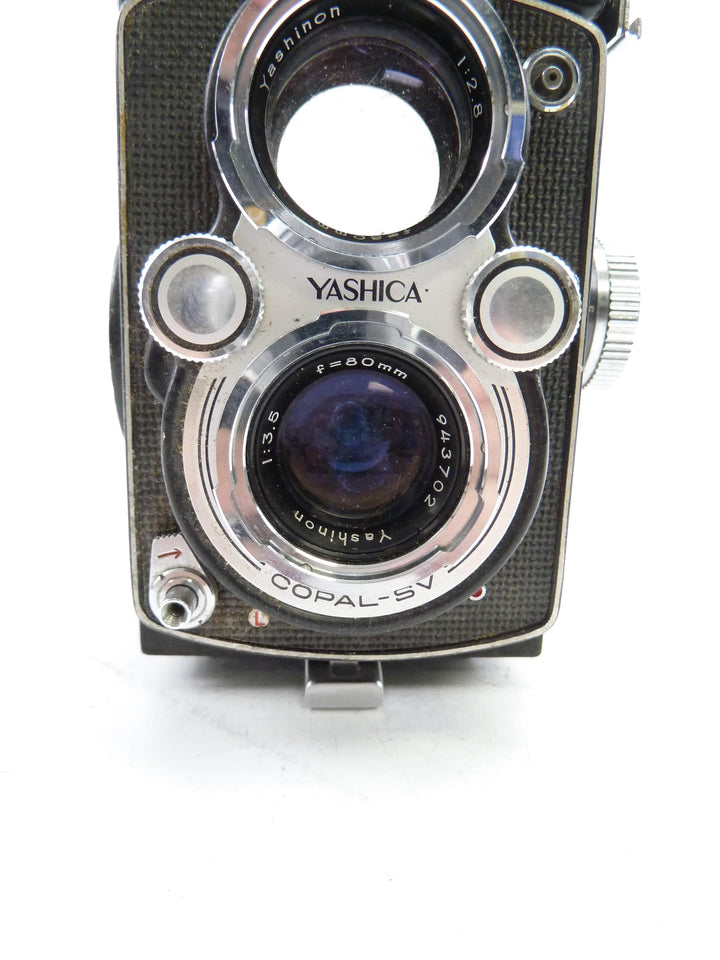 Yashica Mat 124 being sold AS IS Medium Format Equipment - Medium Format Cameras - Medium Format TLR Cameras Yashica 4302401