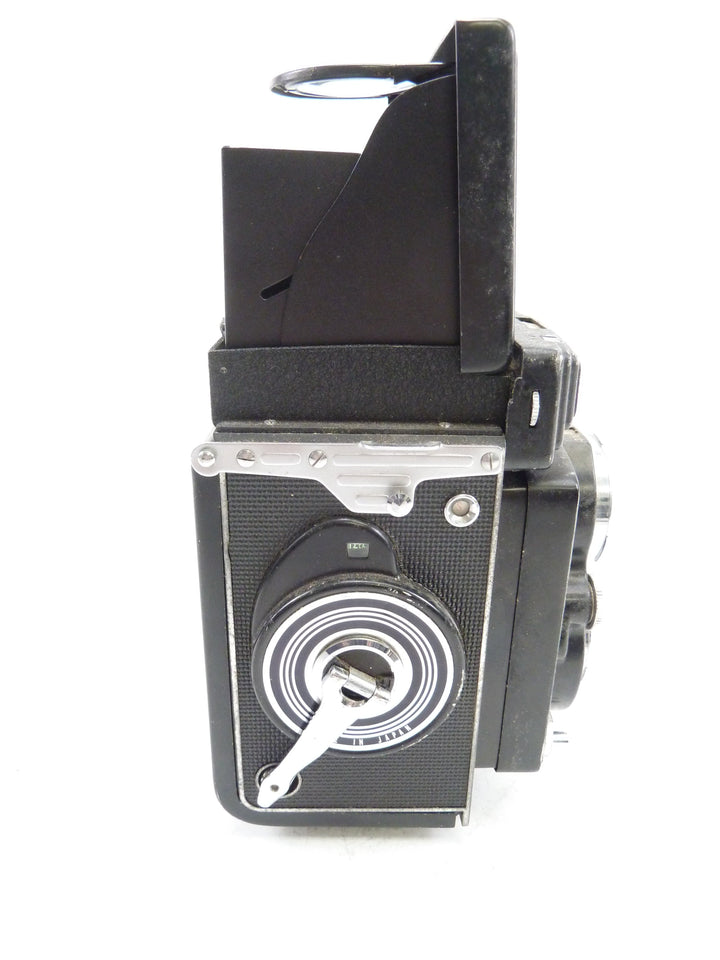 Yashica Mat 124 being sold AS IS Medium Format Equipment - Medium Format Cameras - Medium Format TLR Cameras Yashica 4302401