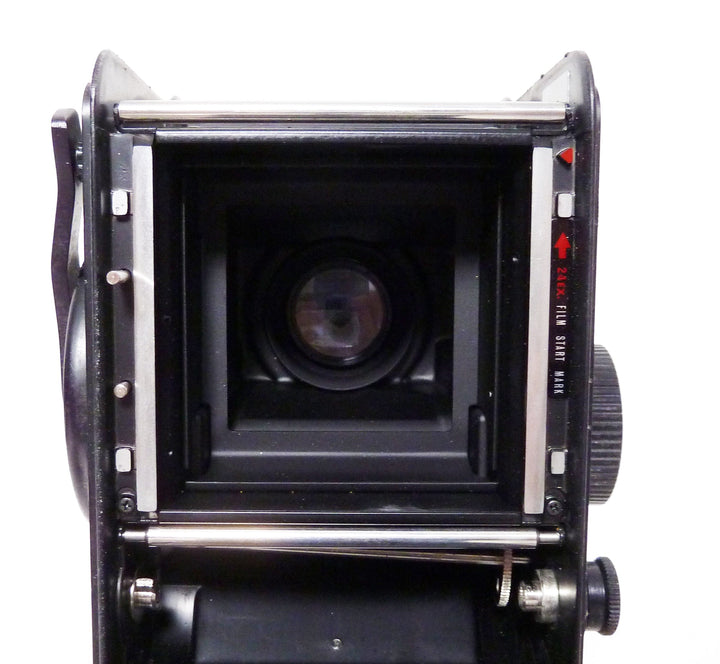Yashica Mat-124G TLR Camera Medium Format Equipment - Medium Format Cameras - Medium Format 6x6 Cameras Yashica 7040982