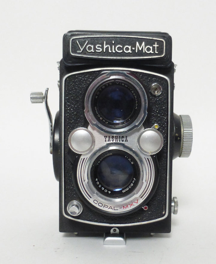 Yashica-Mat TLR Camera - Parts or Repair Only Medium Format Equipment - Medium Format Cameras - Medium Format TLR Cameras Yashica 3031128