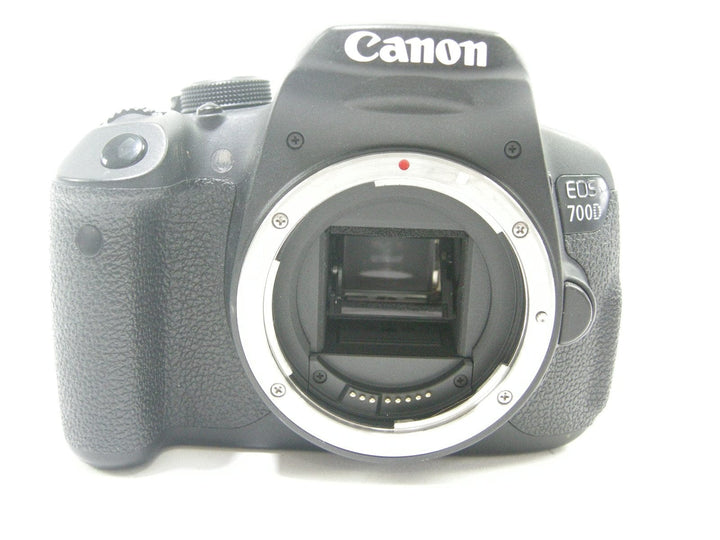Canon EOS 700D 18.0mp Digital SLR Body only Shutter# 39218 Digital Cameras - Digital SLR Cameras Canon 03403509602