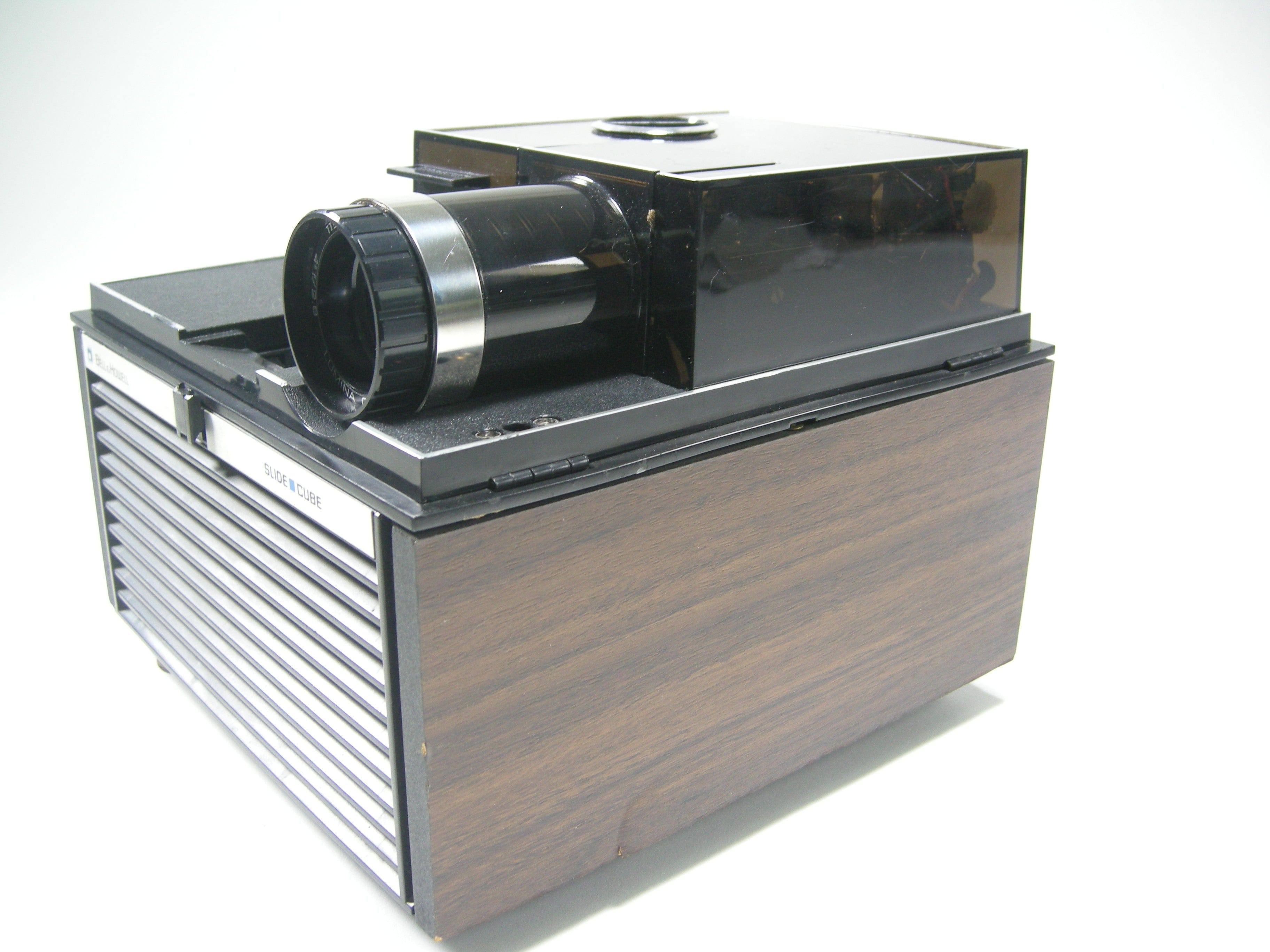 Bell and Howell Cube Slide Projector w/ 14 cubes – Camera Exchange