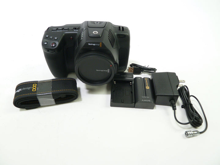 Blackmagic Pocket Cinema Camera 6K G2 Movie Cameras and Accessories BlackMagic 9966061