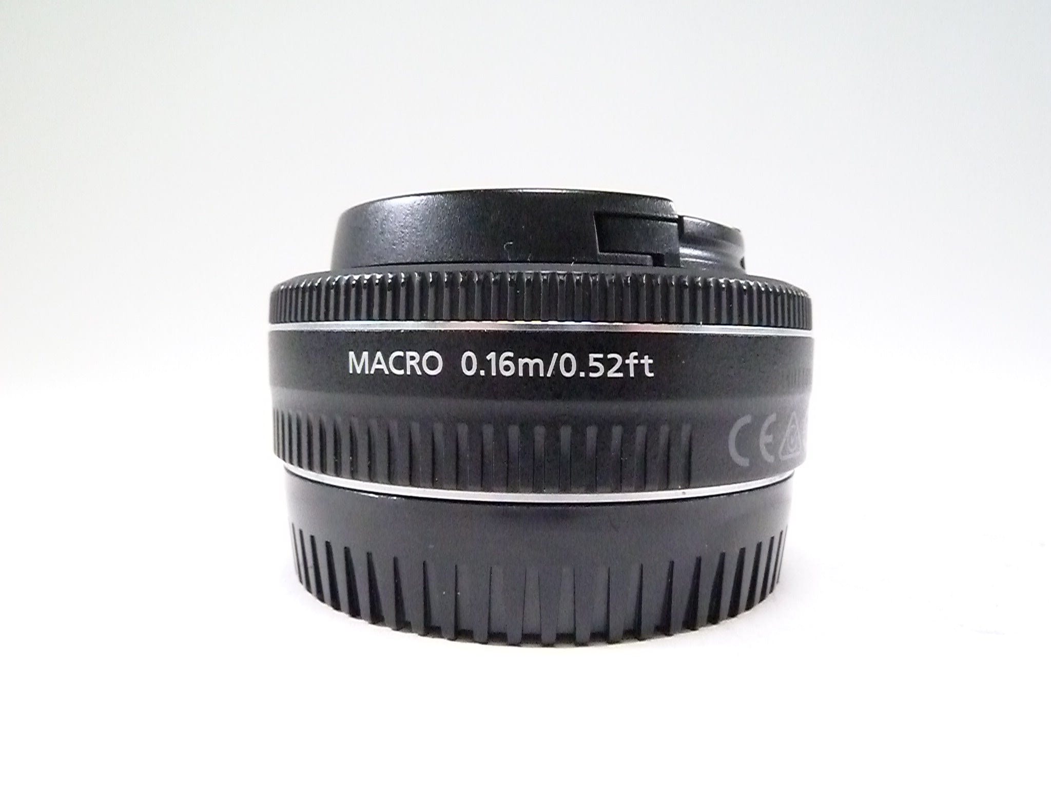 Canon 24mm f/2.8 STM EF-S Lens