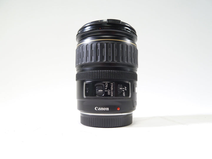 Canon 28-135mm f/3.5-5.6  IS Lens EF Mount Lenses - Small Format - Canon EOS Mount Lenses - Canon EF Full Frame Lenses Canon 43607961