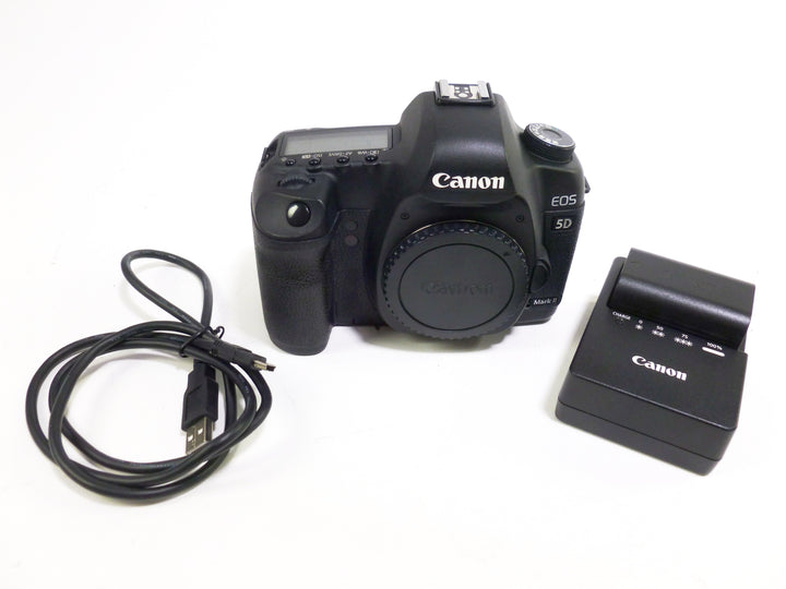 Canon 5D Mark II Digital SLR Camera Shutter Count - 34248 Digital Cameras - Digital SLR Cameras Canon 182110455