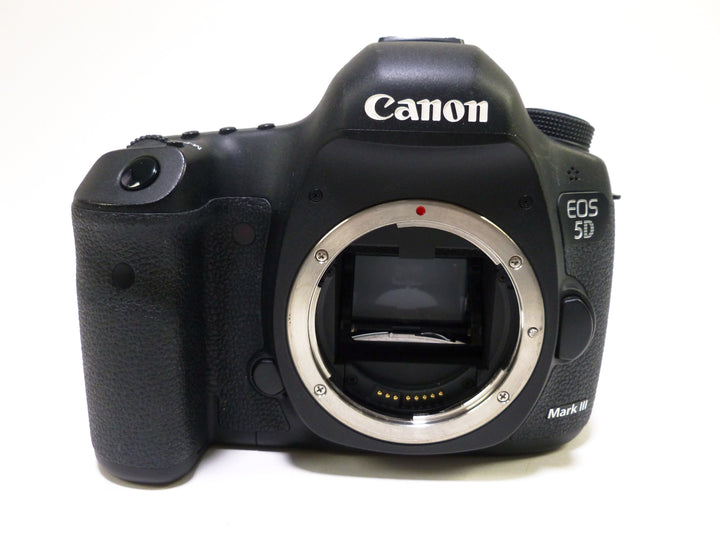 Canon 5D Mark III Body Shutter Count - 64,601 Digital Cameras - Digital SLR Cameras Canon 292122002329