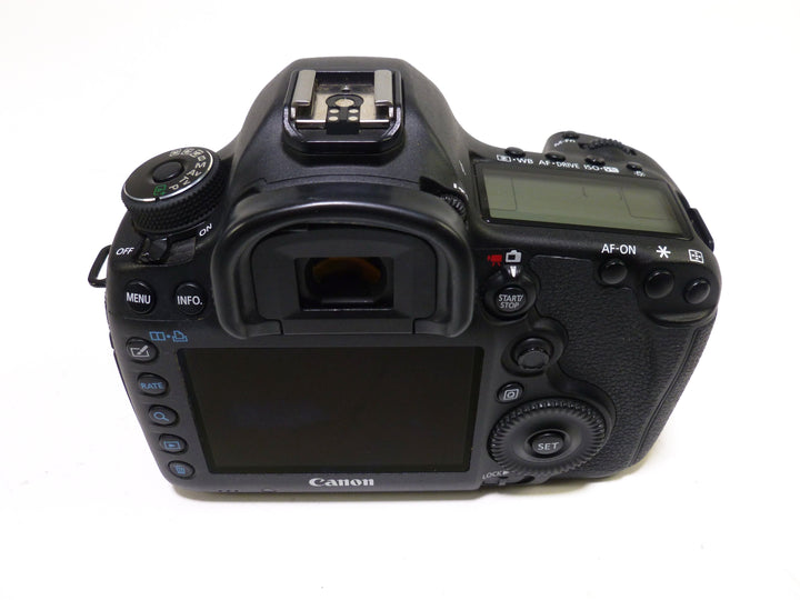 Canon 5D Mark III Body Shutter Count - 64,601 Digital Cameras - Digital SLR Cameras Canon 292122002329