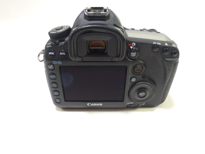 Canon 5D Mark III  Camera Body - Shutter Count 474226 Digital Cameras - Digital SLR Cameras Canon 012023003737