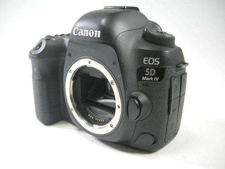 Canon 5D Mark IV 30.4mp Digital SLR Body Only S/C 55,850 Digital Cameras - Digital SLR Cameras Canon 362037000545